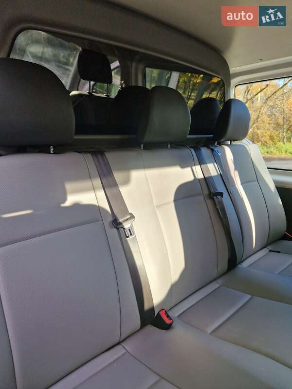 Мінівен Volkswagen Transporter 2021 в Києві