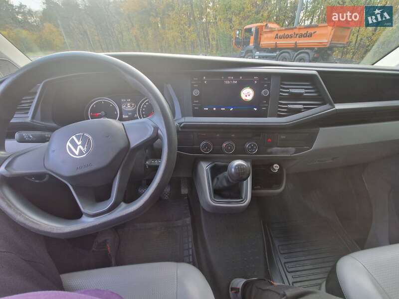 Мінівен Volkswagen Transporter 2021 в Києві