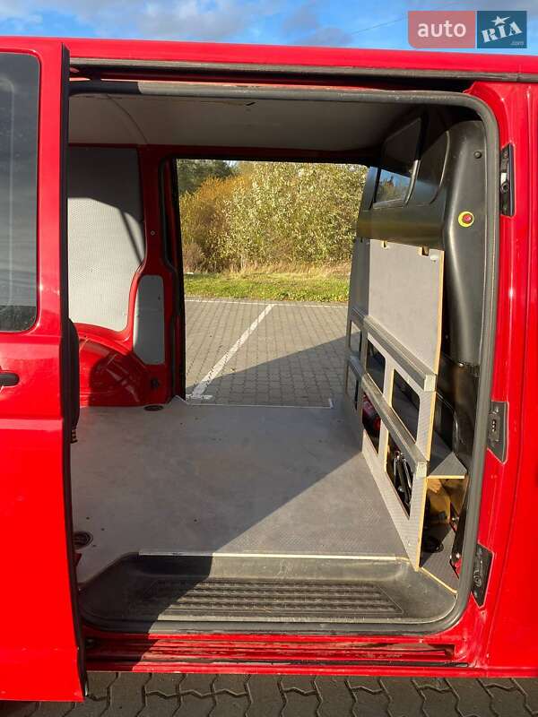 Вантажний фургон Volkswagen Transporter 2016 в Львові фото 10 Вантажний фургон Volkswagen Transporter 2016 в Львові