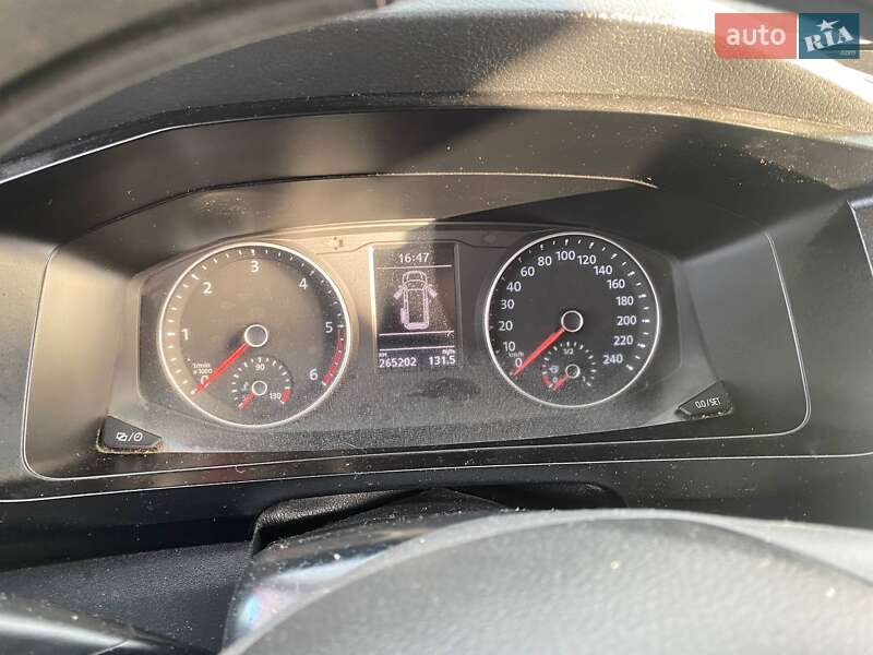 Вантажний фургон Volkswagen Transporter 2016 в Львові фото 14 Вантажний фургон Volkswagen Transporter 2016 в Львові