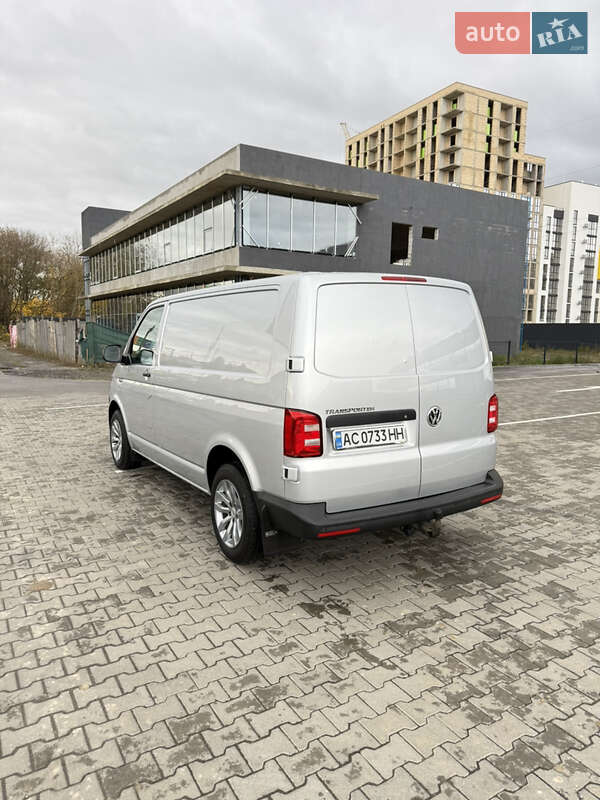 Вантажний фургон Volkswagen Transporter 2018 в Луцьку