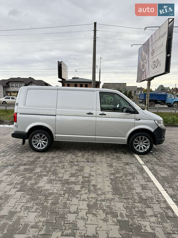 Вантажний фургон Volkswagen Transporter 2018 в Луцьку