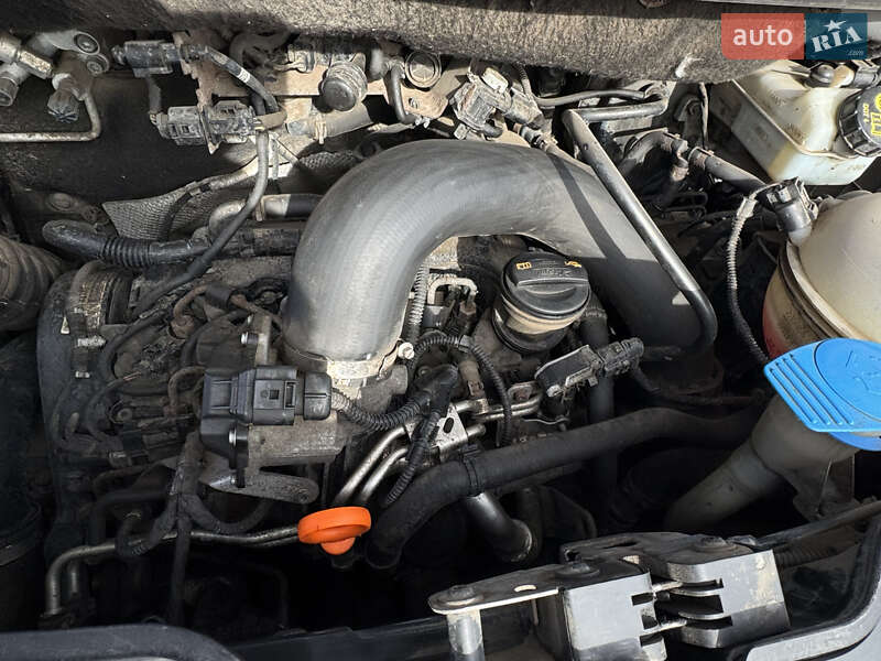 Грузовой фургон Volkswagen Transporter 2013 в Врадиевке