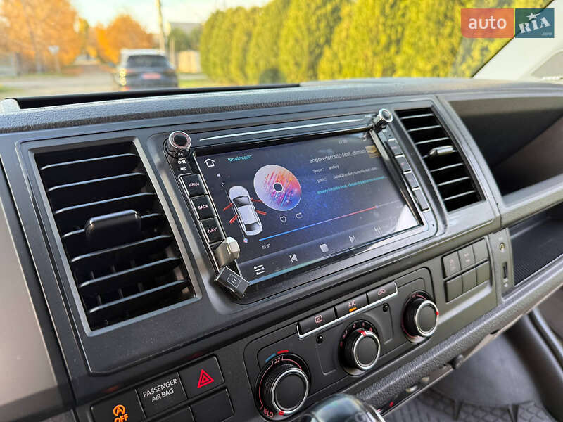 Минивэн Volkswagen Transporter 2016 в Днепре