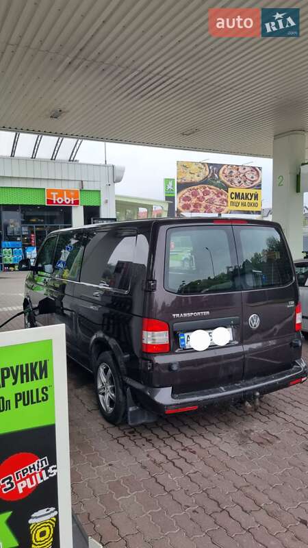Грузовой фургон Volkswagen Transporter 2010 в Галиче