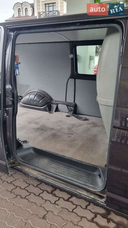 Грузовой фургон Volkswagen Transporter 2010 в Галиче