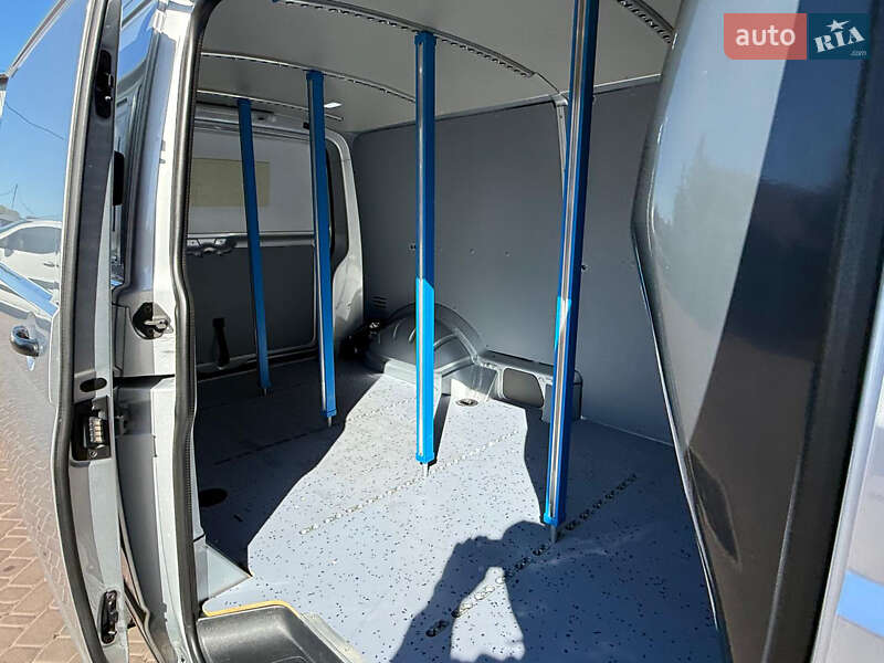 Грузовой фургон Volkswagen Transporter 2021 в Броварах фото 13 Грузовой фургон Volkswagen Transporter 2021 в Броварах