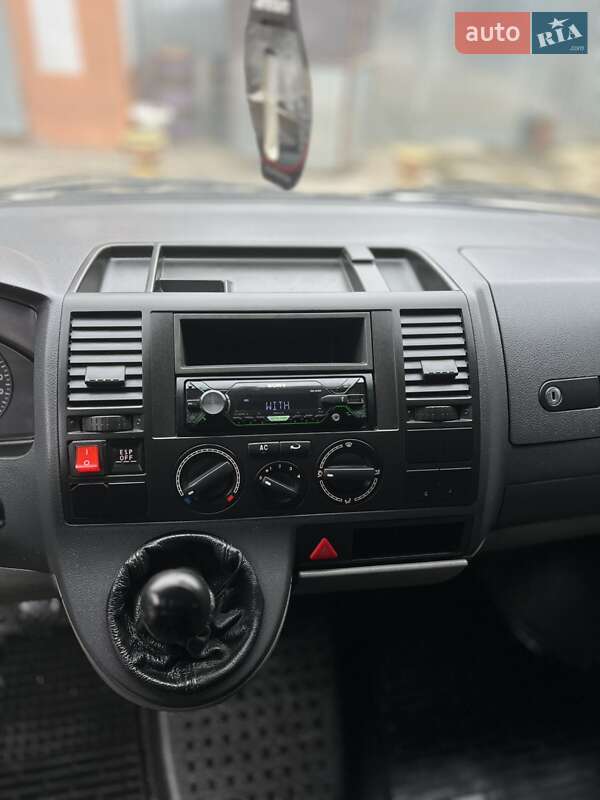 Минивэн Volkswagen Transporter 2007 в Ивано-Франковске