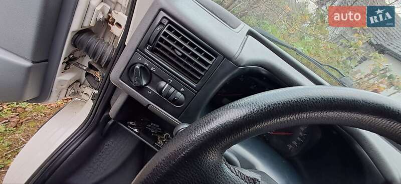 Минивэн Volkswagen Transporter 2002 в Журавном фото 11 Минивэн Volkswagen Transporter 2002 в Журавном