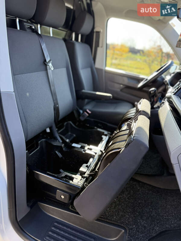 Вантажний фургон Volkswagen Transporter 2021 в Києві