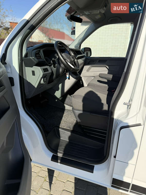 Вантажний фургон Volkswagen Transporter 2021 в Києві