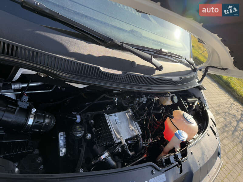 Вантажний фургон Volkswagen Transporter 2021 в Києві