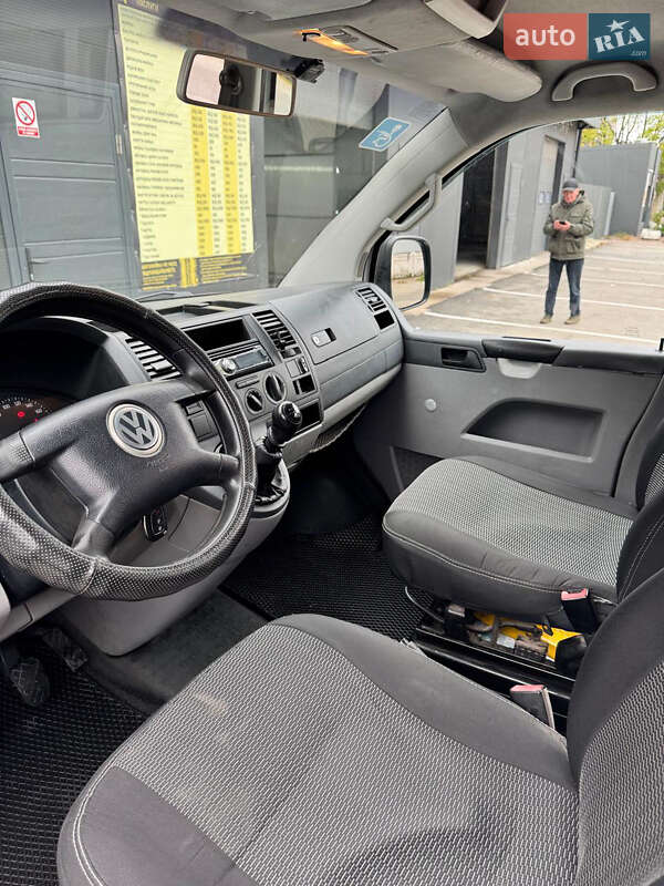 Минивэн Volkswagen Transporter 2004 в Киеве фото 9 Минивэн Volkswagen Transporter 2004 в Киеве