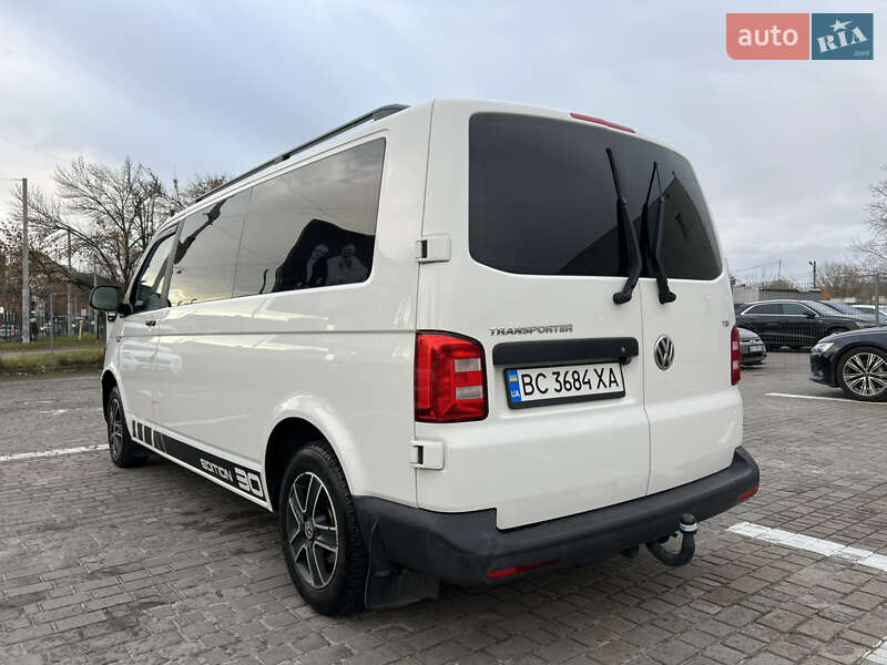Мінівен Volkswagen Transporter 2017 в Львові