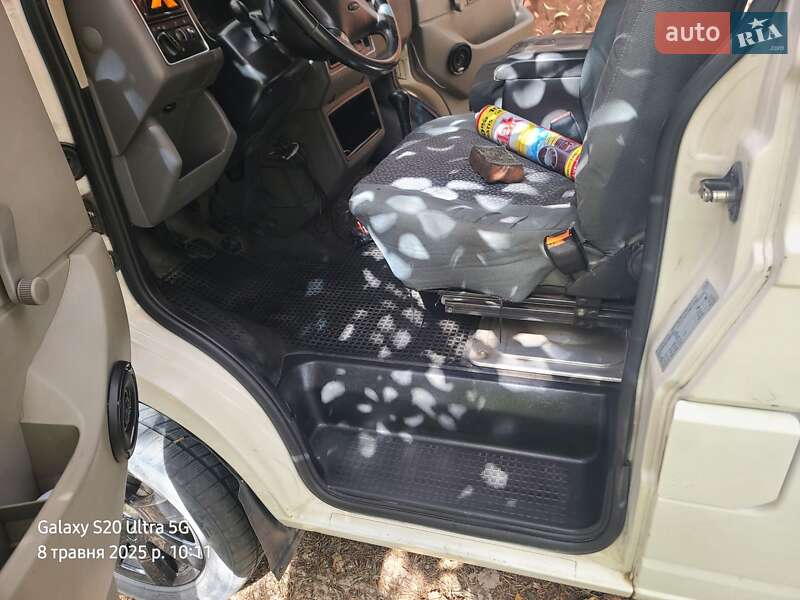 Вантажопасажирський фургон Volkswagen Transporter 2002 в Києві фото 5 Вантажопасажирський фургон Volkswagen Transporter 2002 в Києві