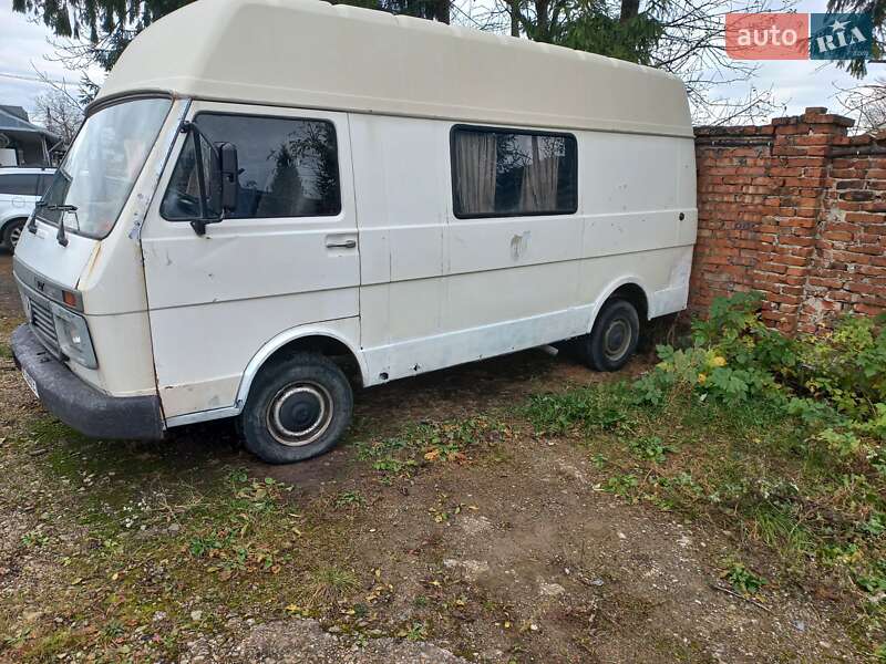 Минивэн Volkswagen Transporter 1993 в Самборе фото 9 Минивэн Volkswagen Transporter 1993 в Самборе