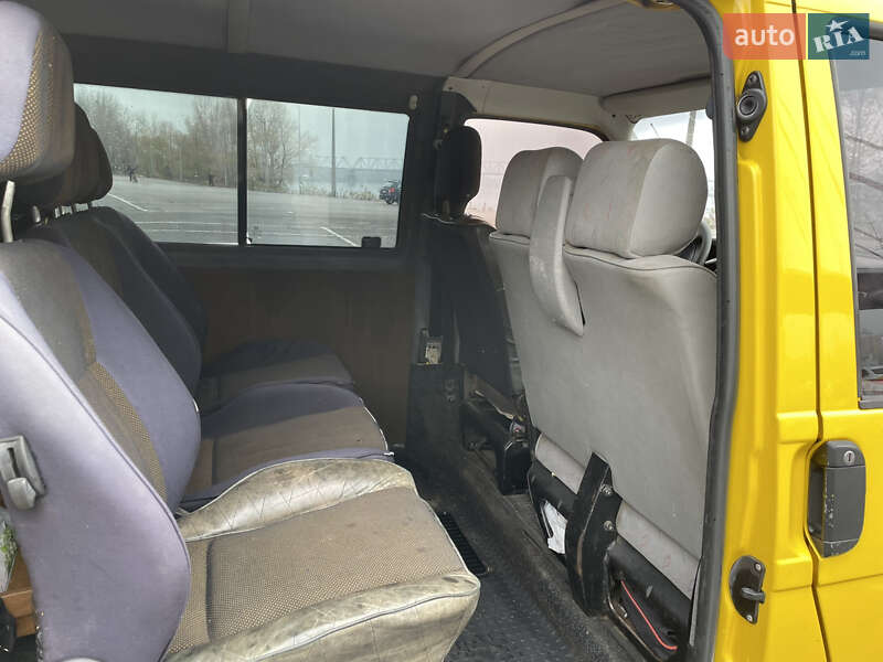 Минивэн Volkswagen Transporter 1999 в Киеве