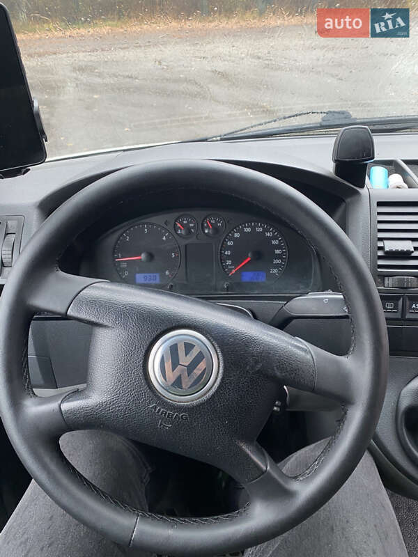 Мінівен Volkswagen Transporter 2005 в Умані