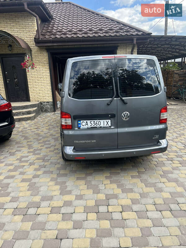 Мінівен Volkswagen Transporter 2012 в Черкасах
