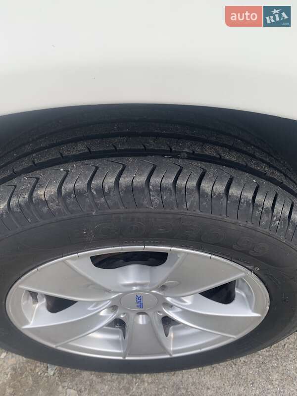 Мінівен Volkswagen Transporter 2004 в Житомирі фото 12 Мінівен Volkswagen Transporter 2004 в Житомирі