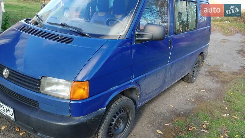 Грузопассажирский фургон Volkswagen Transporter 2001 в Дударкове