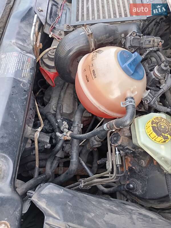 Грузовой фургон Volkswagen Transporter 2002 в Киеве фото 14 Грузовой фургон Volkswagen Transporter 2002 в Киеве