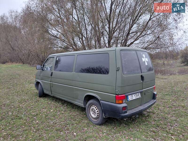 Минивэн Volkswagen Transporter 1996 в Богодухове