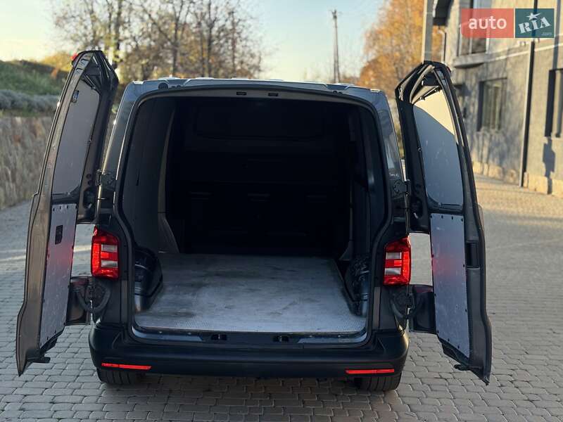Грузовой фургон Volkswagen Transporter 2019 в Мукачево