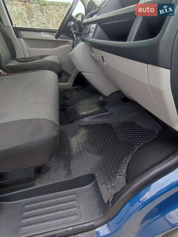 Грузовой фургон Volkswagen Transporter 2018 в Луцке фото 6 Грузовой фургон Volkswagen Transporter 2018 в Луцке