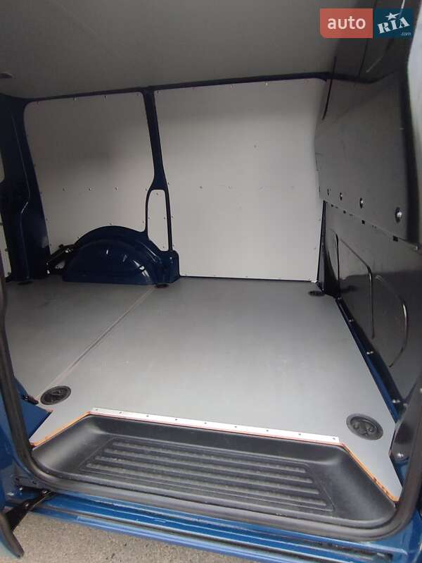 Грузовой фургон Volkswagen Transporter 2018 в Луцке фото 10 Грузовой фургон Volkswagen Transporter 2018 в Луцке