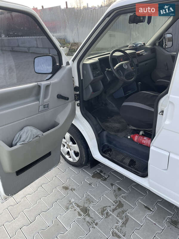Минивэн Volkswagen Transporter 2000 в Тернополе