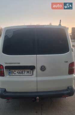 Мінівен Volkswagen Transporter 2004 в Львові