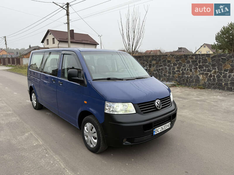 Минивэн Volkswagen Transporter 2004 в Луцке
