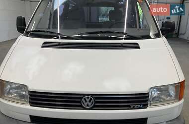 Мінівен Volkswagen Transporter 2000 в Києві