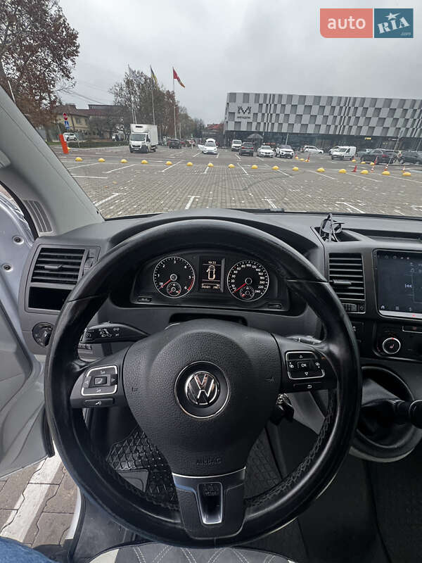 Минивэн Volkswagen Transporter 2014 в Одессе