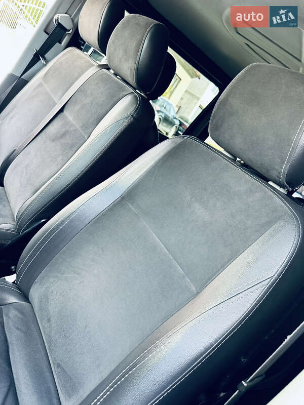 Мінівен Volkswagen Transporter 2010 в Тячеві фото 12 Мінівен Volkswagen Transporter 2010 в Тячеві