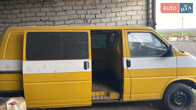 Вантажний фургон Volkswagen Transporter 2001 в Первомайську