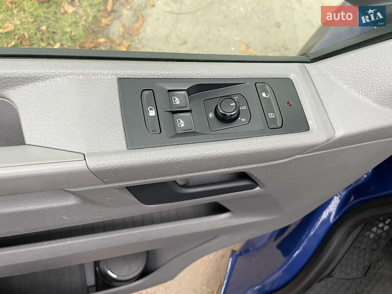 Вантажний фургон Volkswagen Transporter 2021 в Дубні фото 16 Вантажний фургон Volkswagen Transporter 2021 в Дубні