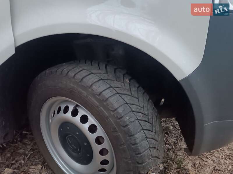 Грузовой фургон Volkswagen Transporter 2008 в Сумах