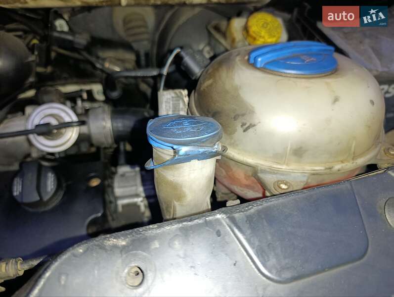 Мінівен Volkswagen Transporter 2005 в Харкові