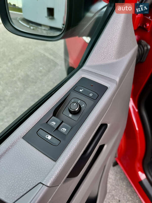 Вантажний фургон Volkswagen Transporter 2020 в Полтаві