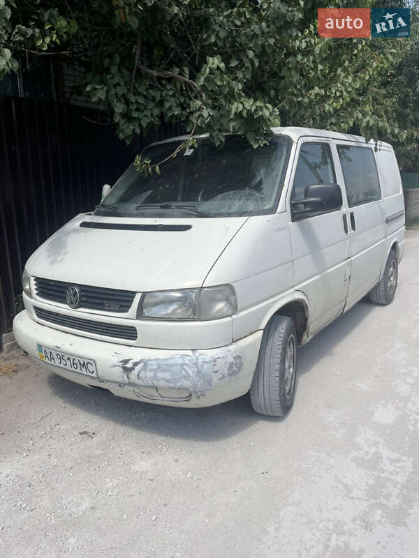 Минивэн Volkswagen Transporter 2001 в Кагарлыке