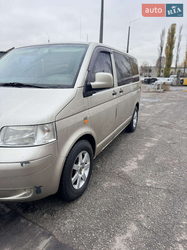 Минивэн Volkswagen Transporter 2005 в Киеве