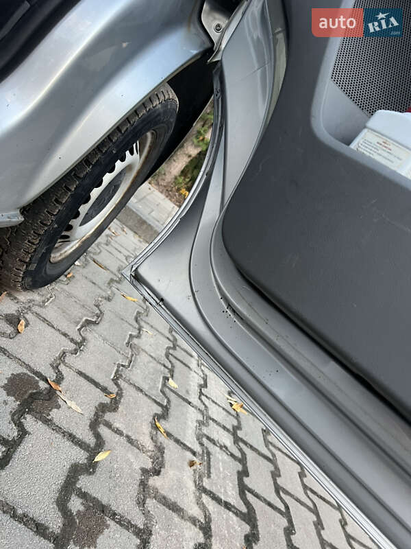 Минивэн Volkswagen Transporter 2005 в Киеве