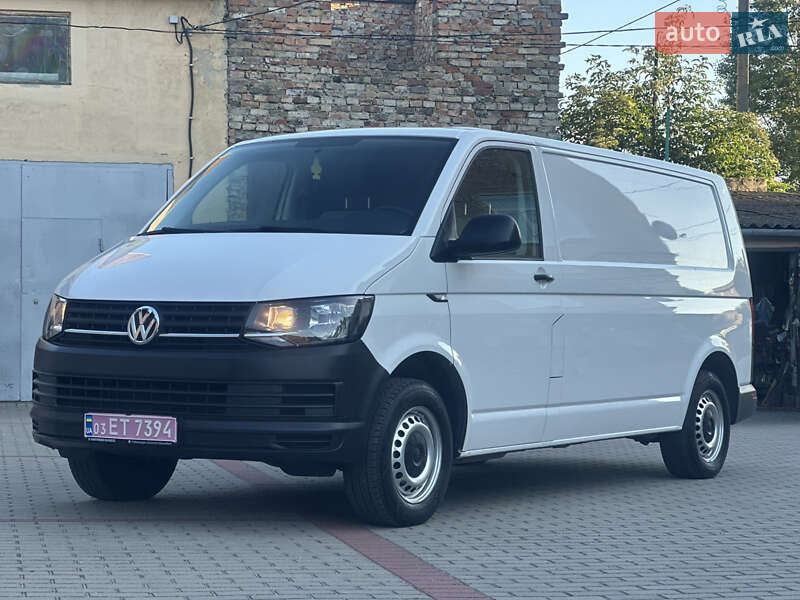 Грузовой фургон Volkswagen Transporter 2017 в Дубно