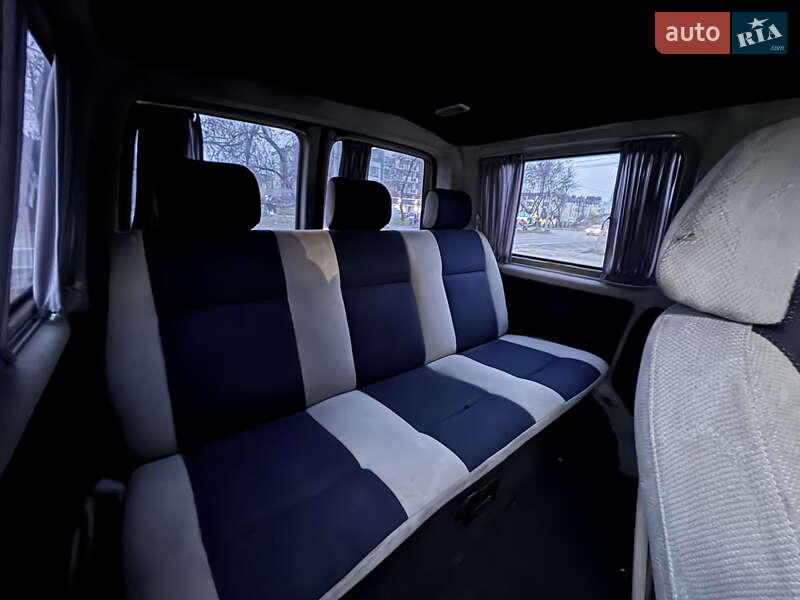 Мінівен Volkswagen Transporter 2005 в Рівному фото 15 Мінівен Volkswagen Transporter 2005 в Рівному