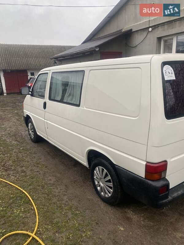 Минивэн Volkswagen Transporter 1997 в Луцке