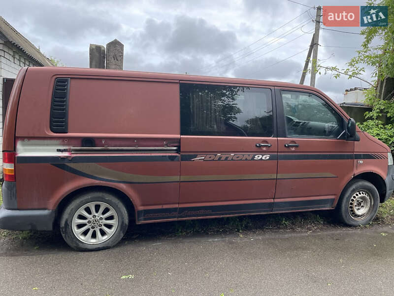 Мікроавтобус вантажний (до 3,5т) Volkswagen Transporter 2008 в Борисполі фото 4 Мікроавтобус вантажний (до 3,5т) Volkswagen Transporter 2008 в Борисполі