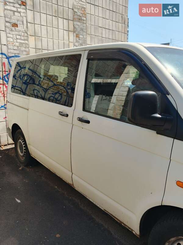 Минивэн Volkswagen Transporter 2004 в Киеве фото 4 Минивэн Volkswagen Transporter 2004 в Киеве