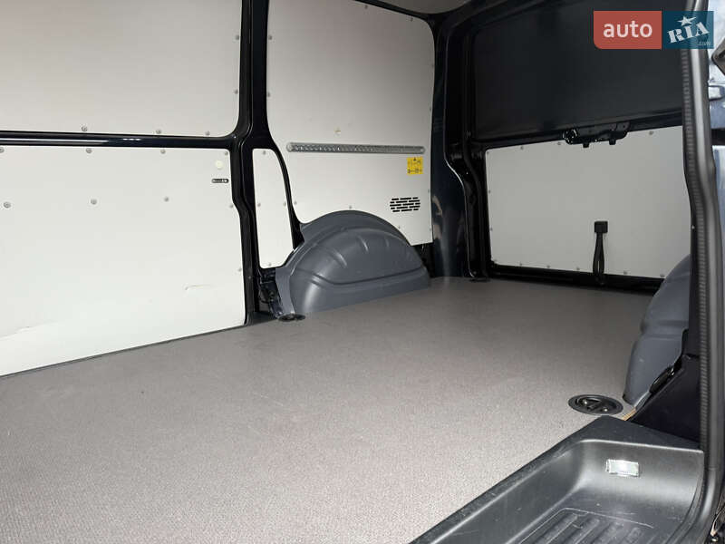 Вантажний фургон Volkswagen Transporter 2021 в Києві фото 139 Вантажний фургон Volkswagen Transporter 2021 в Києві